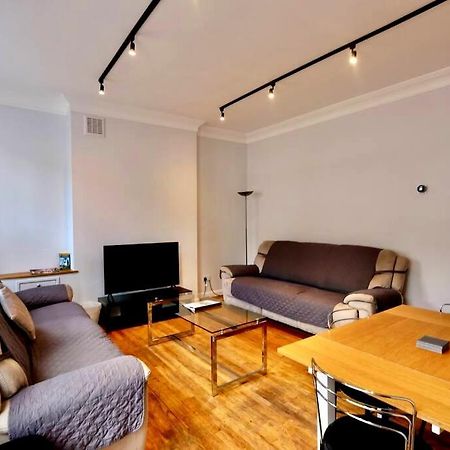 3 Bedroom Prime Angel Location Лондон Экстерьер фото