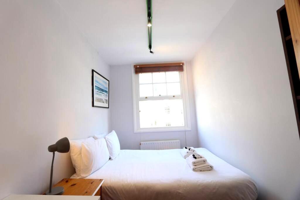 3 Bedroom Prime Angel Location Лондон Экстерьер фото