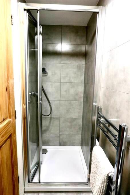 3 Bedroom Prime Angel Location Лондон Экстерьер фото