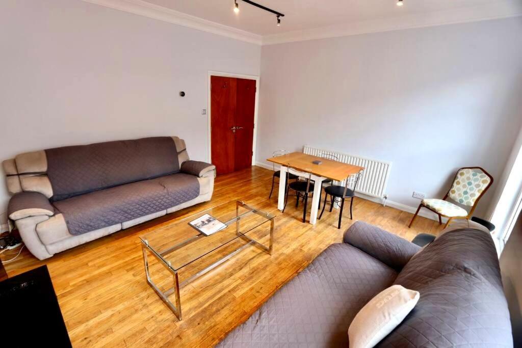 3 Bedroom Prime Angel Location Лондон Экстерьер фото