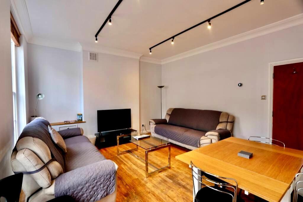 3 Bedroom Prime Angel Location Лондон Экстерьер фото